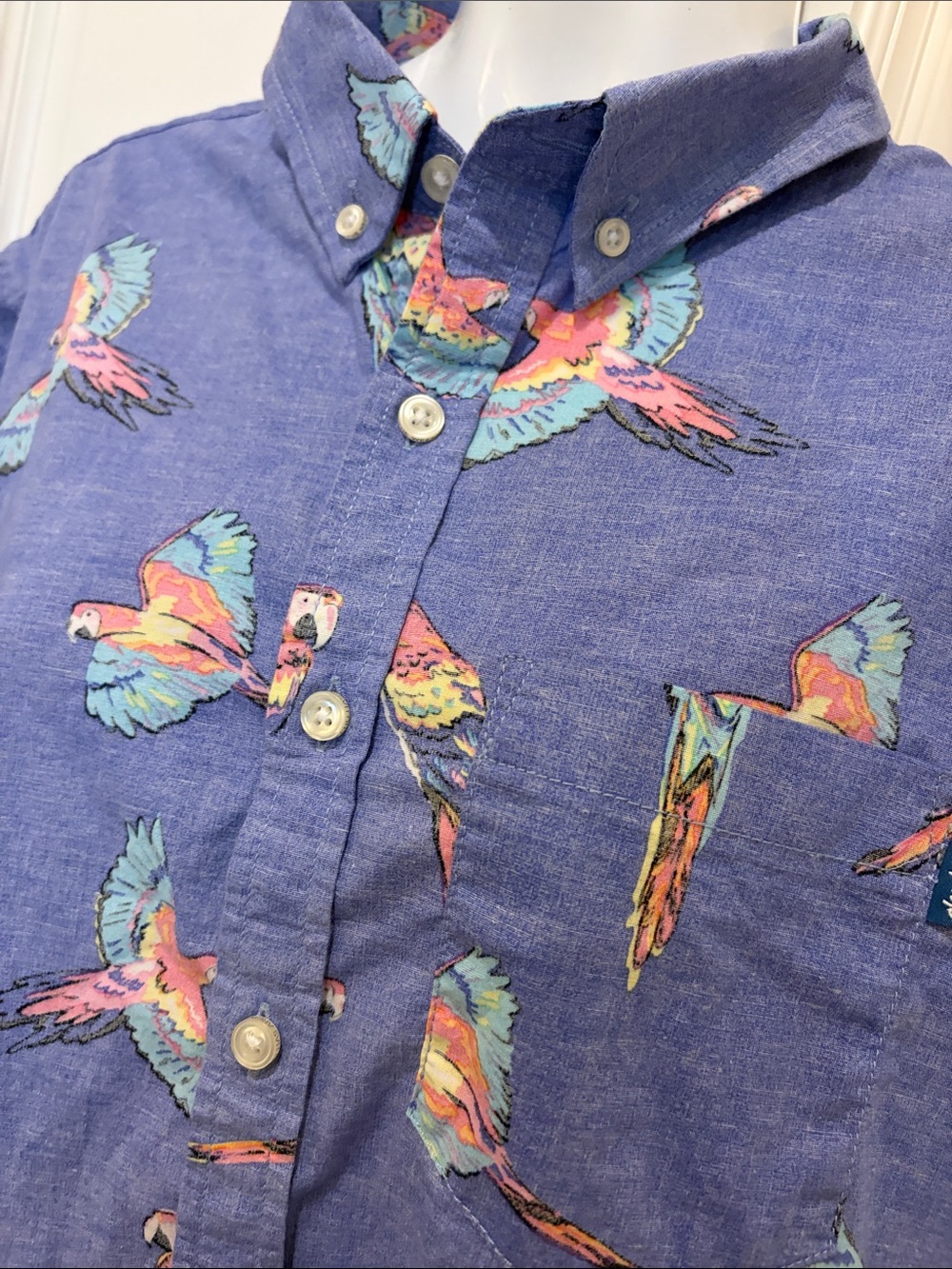 chubbies Blue Short-Sleeve Button-Down Shirt with Multicolor Parrot Print S - Picture 3 of 8